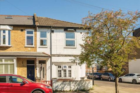 Brook Road South, Brentford TW8 2 bed flat for sale