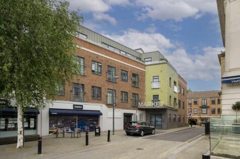 Market Place, Brentford TW8 1 bed flat for sale