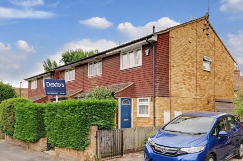 2 bedroom end of terrace house for sale