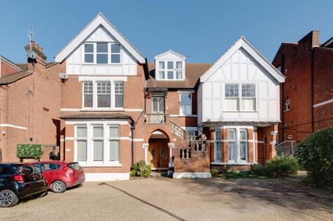 Montpelier Road, London W5 3 bed flat for sale