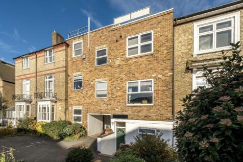 The Grove, London W5 2 bed flat for sale