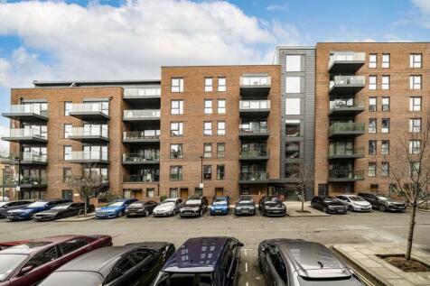 Singapore Road, London W13 1 bed flat for sale