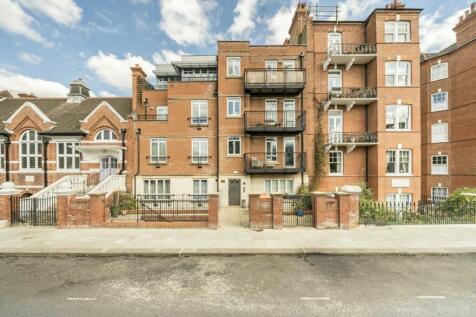 Kelvedon Road, London SW6 2 bed flat for sale