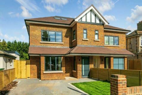 5 bedroom semi-detached house for sale