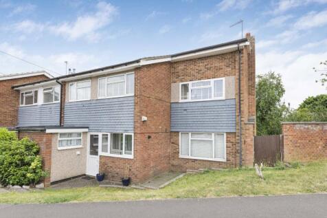 Stourton Avenue, Feltham TW13 4 bed house for sale