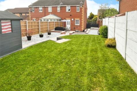 Houghton Avenue, Derbyshire DE7 2 bed end of terrace house for sale