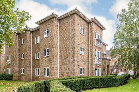 Trematon Place, Teddington TW11 2 bed flat for sale