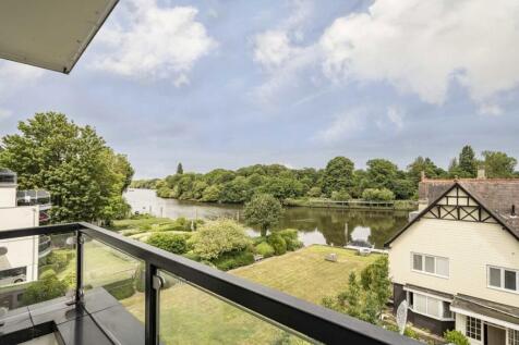 Twickenham Road, Teddington TW11 1 bed flat for sale