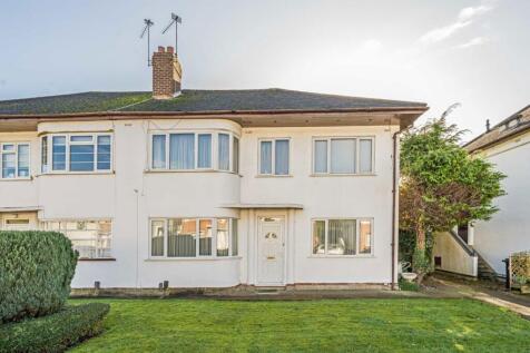 3 bedroom flat for sale