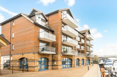 Becketts Place, Kingston Upon Thames KT1 2 bed flat for sale