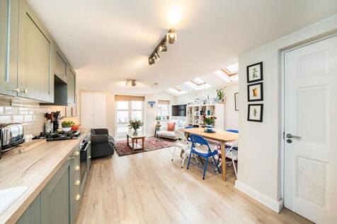 Tunstall Road, London SW9 2 bed flat for sale