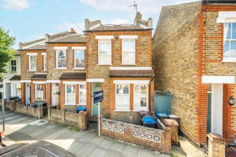 Caxton Road, London SW19 3 bed house for sale