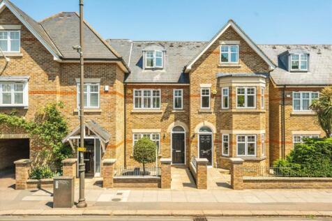 4 bedroom terraced house for sale