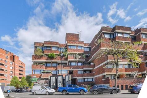 Charlwood Street, Pimlico, London, SW1V 3 bed flat for sale