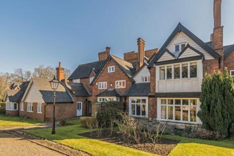 Devey Close, Kingston Upon Thames KT2 3 bed flat for sale