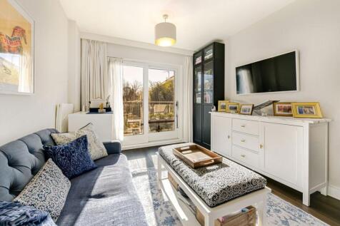 Point Pleasant, London SW18 2 bed flat for sale