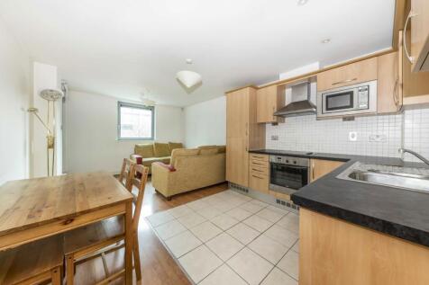 Hardwicks Square, London SW18 1 bed flat for sale