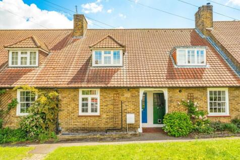 The Footpath, London SW15 3 bed house for sale