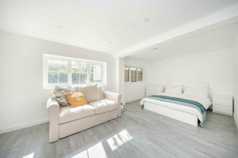Sandycombe Road, Kew TW9 Studio for sale