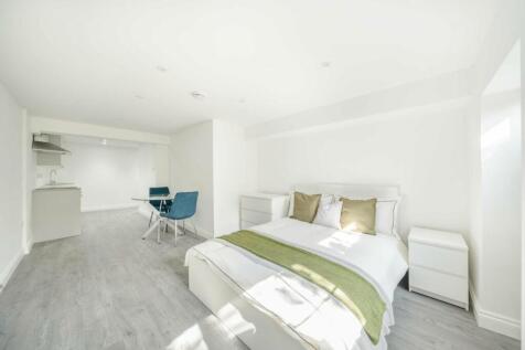 Sandycombe Road, Kew TW9 Studio for sale