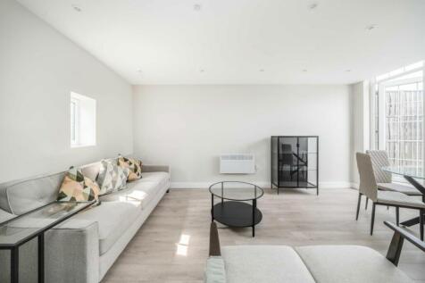 Sandycombe Road, Kew, Surrey, TW9 3 bed apartment for sale