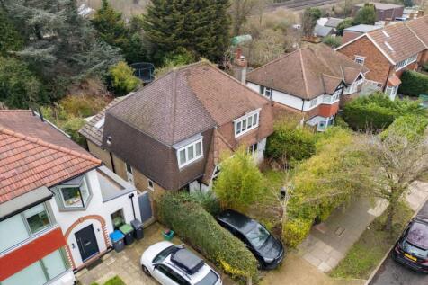 Surbiton Hill Park, Surbiton KT5 3 bed detached house for sale