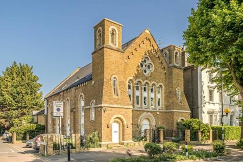 Maple Road, Surbiton KT6 2 bed flat for sale