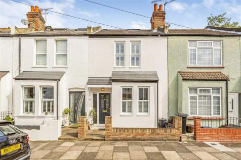 Springfield Road, Teddington TW11 3 bed house for sale