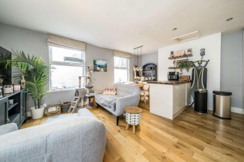 North End Road, London W14 1 bed flat for sale