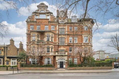 5 bedroom flat for sale