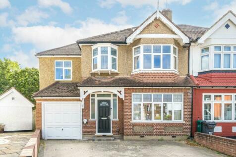 5 bedroom semi-detached house for sale