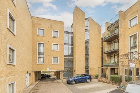 Frazer Nash Close, Isleworth TW7 2 bed flat for sale