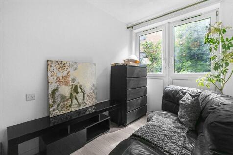 Hodister Close, London, SE5 1 bed apartment for sale