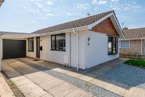 Owlwood Lane, Dunnington, York, YO19 3 bed detached house for sale