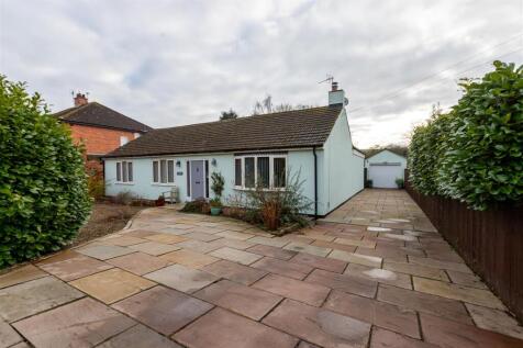 South Parade, Croft On Tees... 4 bed detached bungalow for sale