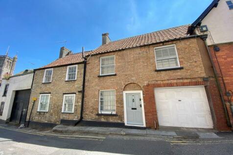 5 bedroom terraced house for sale