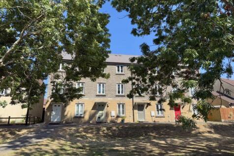 4 bedroom town house for sale