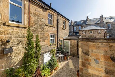Cleveden Crescent Lane, Kelvinside... 2 bed house for sale