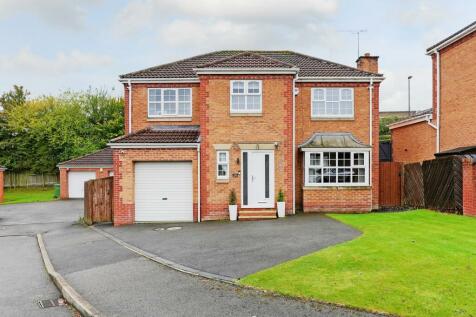 5 bedroom detached house for sale