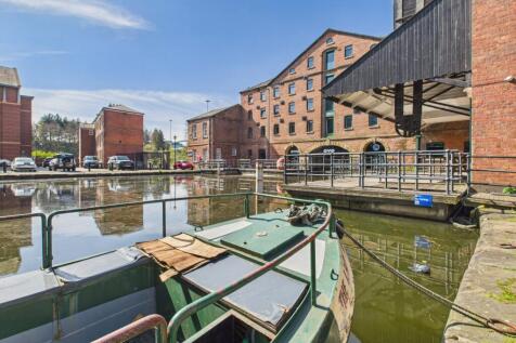 The Warehouse, Victoria Quays.... 1 bed apartment for sale
