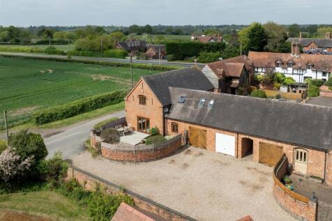 Curlieu Lane, Norton Lindsey, Warwick 4 bed barn conversion for sale