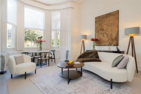 Earls Court Square, London SW5 2 bed flat for sale