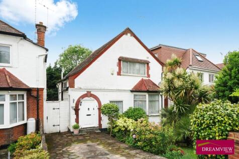 WENTWORTH ROAD, GOLDERS GREEN, NW11 3 bed detached house for sale