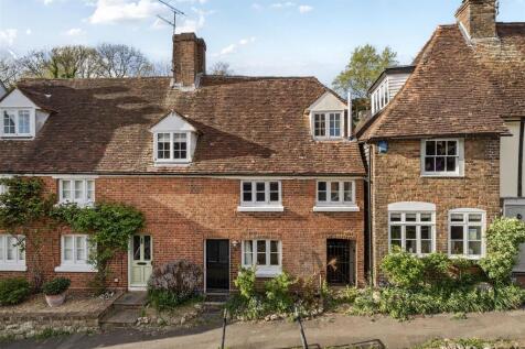2 bedroom end of terrace house for sale