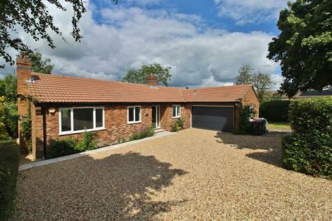 4 bedroom detached bungalow for sale