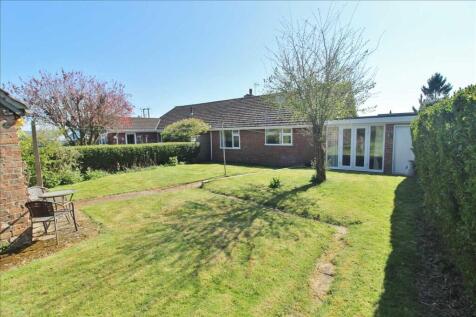 2 bedroom semi-detached bungalow for sale