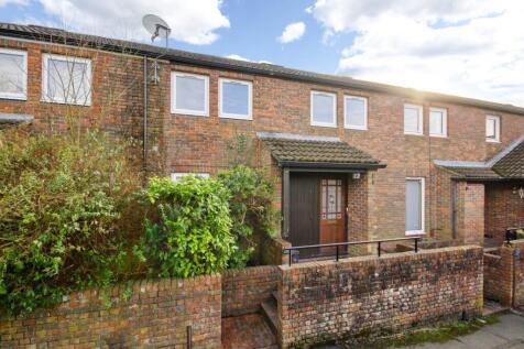 Jevington, Bracknell RG12 2 bed terraced house for sale