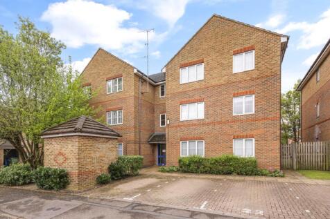 Anders Corner, Bracknell RG42 2 bed apartment for sale
