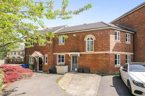 Setter Combe, Bracknell RG42 3 bed terraced house for sale