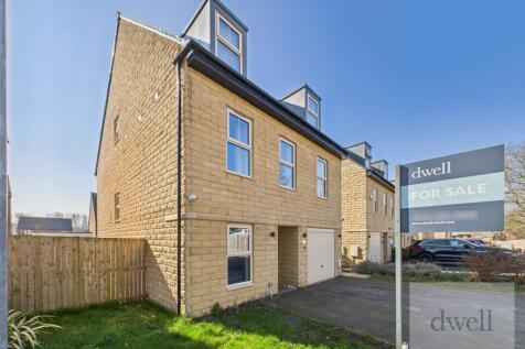 Peony Rise, Seacroft, Leeds 5 bed detached house for sale